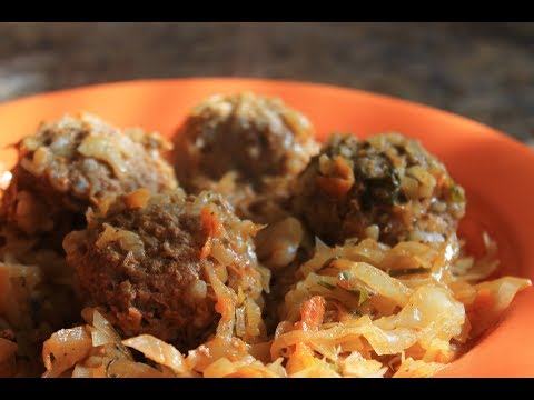 Видео: Тефтели с тушеной капустой!!! Два блюда в одном!!!