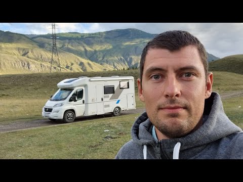 Видео: ДИКИЙ КЕМПИНГ. Алтай на автодоме.
