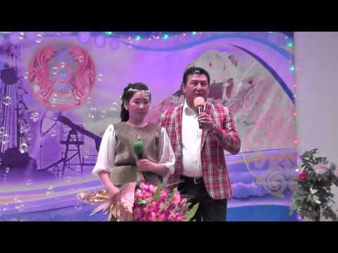 Видео: Шынберген Сүлейменов пен Берекетова Балнұрдың қайырымдылық концерті.