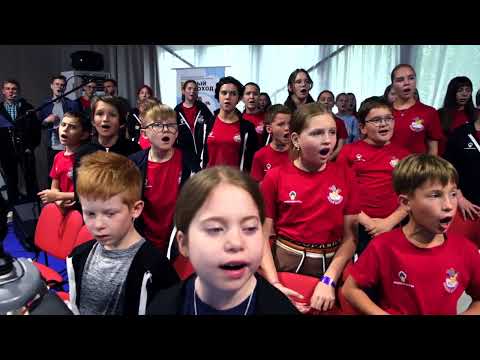 Видео: Говорят, дельфины говорят (Эдуард Артемьев) - Федор Выграненко ("Белый пароход")