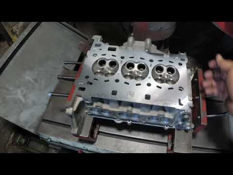 Видео: Ford 1.0 Ecoboost  M2DA ,Часть 2 сборка двигателя