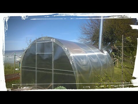 Видео: 16 мая 2021 г. НАША БАНЯ ИЗ ПОЛИКАРБОНАТА .