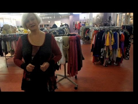 Видео: два шопоголика в рижском секонд - хенде)))