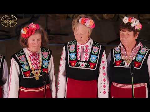 Видео: Общински празник "Хоро се вие, песен се пее"