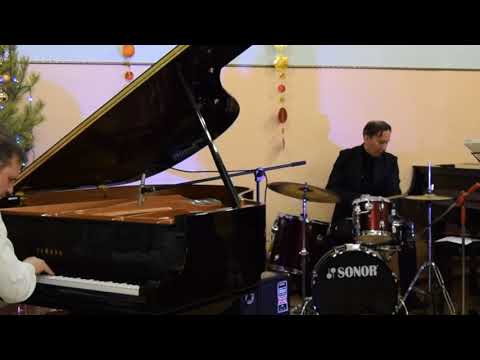 Видео: "Васильки", П.Аедоницкий, исп. Джаз-трио Андрея Беспалова