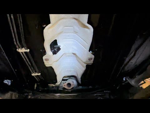 Видео: Антикор днища и порогов Ford Fiesta