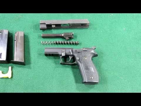 Видео: Пистолет Зиг Зауер П226 детальный обзор / Sig Sauer P226