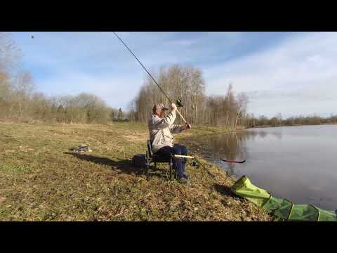 Видео: Открыл фидерный сезон.