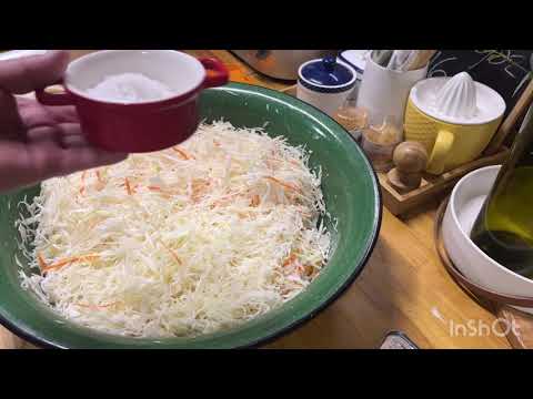 Видео: Квашеная капуста  пользуется спросом ! 8 кг нарезала !  Сушеные фрукты  ! 