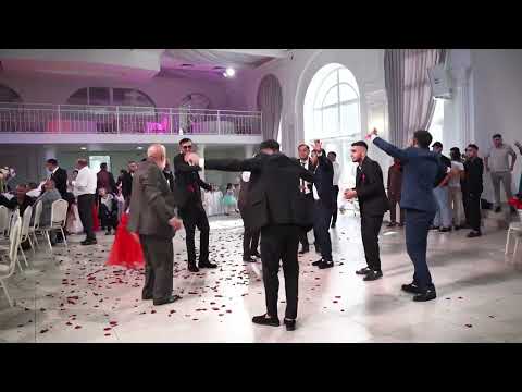 Видео: Цыганская шикарная свадьба  Анисей и Алёна  03.06.24  г. Чебоксары видео 2 часть