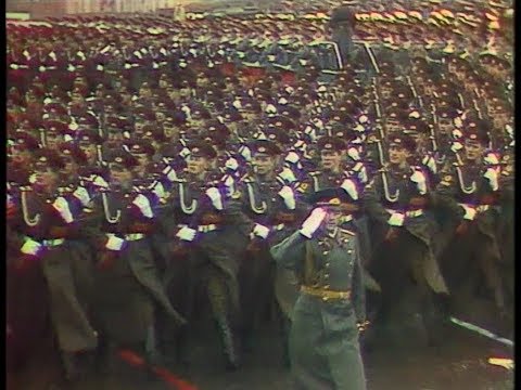 Видео: HD Soviet October Revolution Parade, 1974 Парад 7 Ноября