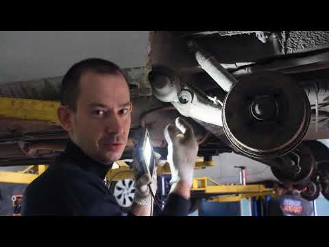 Видео: Как менять торсион в 4-хторсионной балке Рено Кенгу - Автоканал Vovka-62