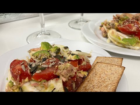 Видео: Rome будни / На обед к подруге похудеть к лету идея для салата / Что нужно делать в Риме