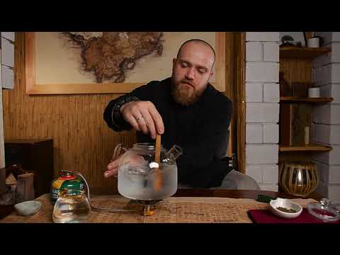 Видео: Варим вкусный чай правильно.  Небольшой рассказ о варке чая на огне.