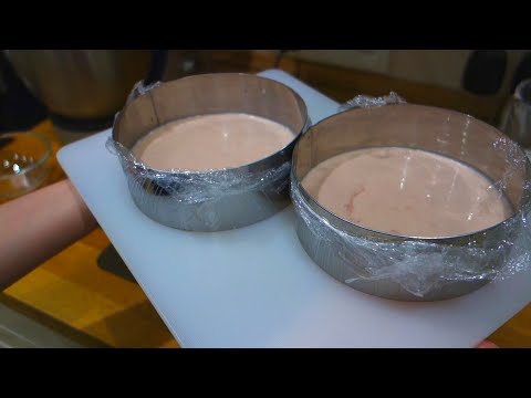 Видео: КЛУБНИЧНАЯ НАМЕЛАКА вкуснейшая прослойка для торта