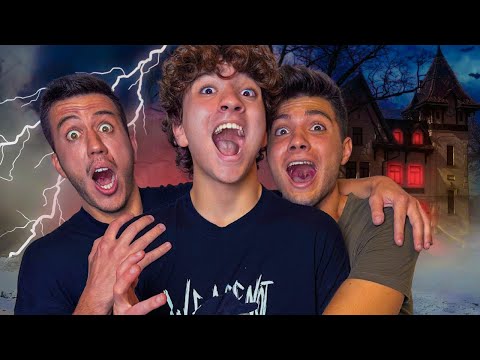 Видео: ОЦЕЛЯВАМЕ В КЪЩАТА НА ДУХОВЕТЕ !!!