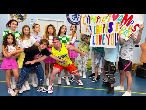 Видео: ФАНАТЫ НАПАЛИ НА КАМПУС!!! ДЕВОЧКИ ИЩУТ - САМОГО СИЛЬНОГО ТЕЛОХРАНИТЕЛЯ!!! ПАЦАНЫ В ШОКЕ