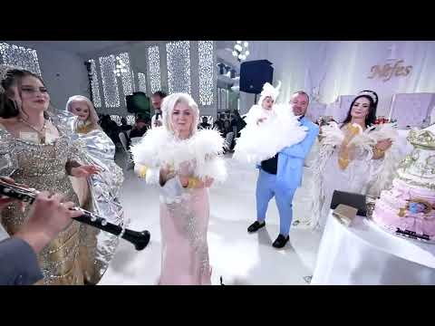 Видео: Nefes Kralicenin LIVE поточно предаване от кемо видео