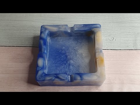 Видео: Пепельница из эпоксидной смолы