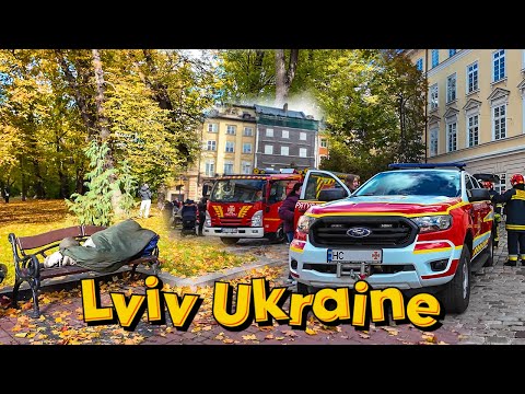 Видео: 🍂 Неймовірний осінній Львів | Місто, яке неможливо не любити (4к Віртуальна Подорож)
