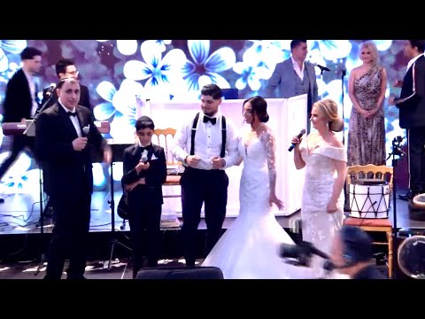 Видео: Родители Поют На Свадьбе Детей Песня “Стаса Михайлова”