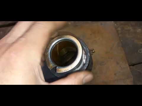 Видео: SHACMAN X3000, 8х4 Замена втулка сошки.