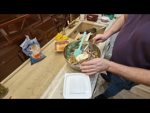 Видео: ПРОСТОЙ САЛАТ ДЛЯ ВСЕХ