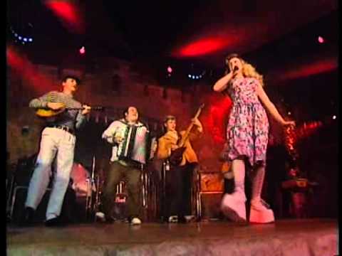 Видео: Группа "Белый день"-"Уху я варила"-программа "А"