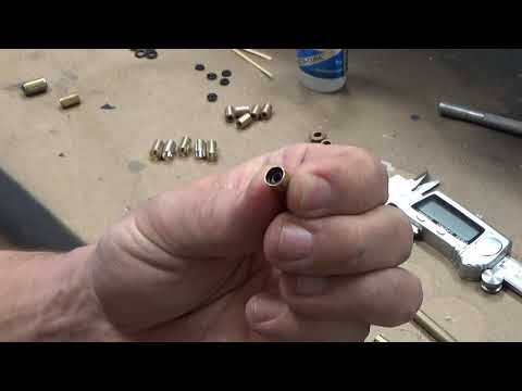 Видео: Как построить водонепроницаемые уплотнения для вашей радиоуправляемой подводной лодки