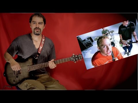 Видео: Как играть рифф Blink-182 - Dammit на электрогитаре