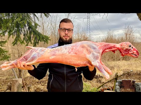 Видео: ПРИГОТОВЛЕНИЕ ЯГНЯНИЦЫ НА ВСЕХ 9 КГ! УДИВИТЕЛЬНАЯ КОРКА!