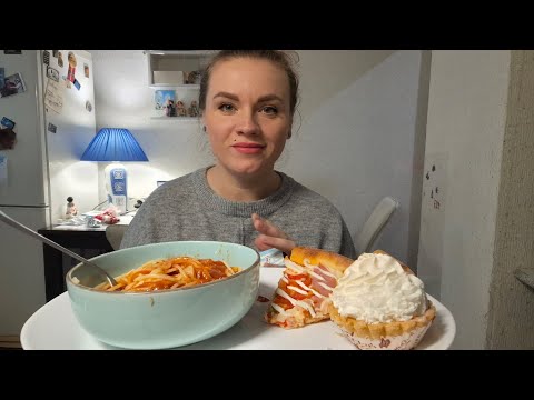 Видео: Мукбанг спагетти с соусом, пицца #обед #мукбанг