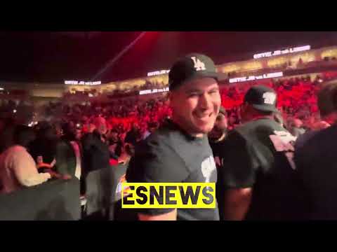 Видео: РОБЕРТ ГАРСИА ВЫБРОСИЛСЯ НА РИНГ, ЧТОБЫ ПОМОЧЬ ЛАБИНУ ПОСЛЕ ТОГО, КАК ВЕРГИЛ ОРТИС ЕГО НОКЛАДИРОВ...