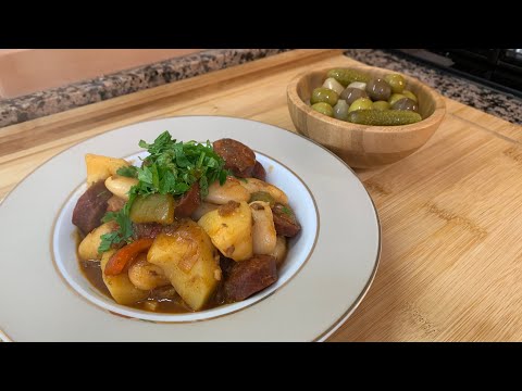 Видео: ЧОРИЗО С КАРТОШКОЙ И ФАСОЛЬЮ   CHORIZO WITH POTATOES AND BEANS   ENG SUB