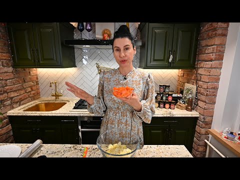 Видео: Салат,от которого не могу отказаться (уж очень вкусный),готовлю на все праздники.