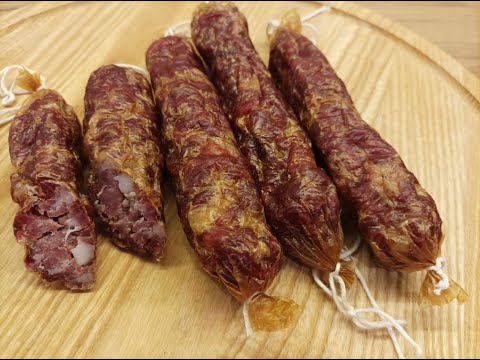 Видео: Ковбаса в сушарці. Сиров'ялена ковбаса в домашніх умовах.