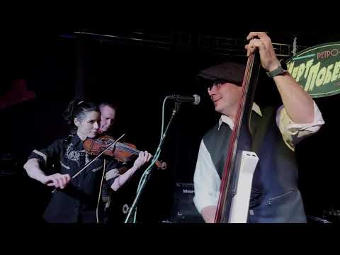 Видео: Стоял я на Марата. ВИА Разносолы