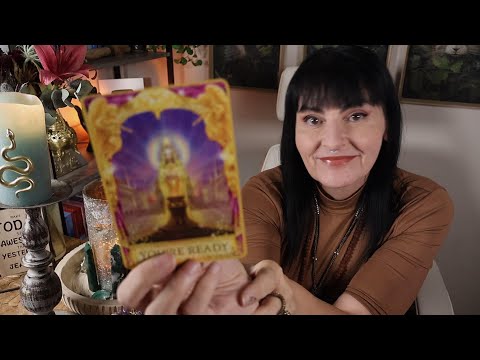 Видео: Вы ОБЯЗАНЫ найти это сегодня (вне времени, но срочно) — коллективное гадание на картах Таро