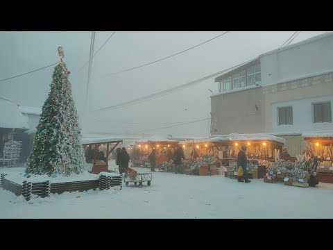 Видео: Самый холодный в мире Рынок. Предновогодняя суматоха в Якутске в мороз -45°C. Почём Икра!