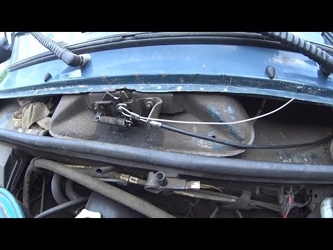 Видео: ЗАМЕНА ТРОСИКА КАПОТА ВАЗ 2101-2107