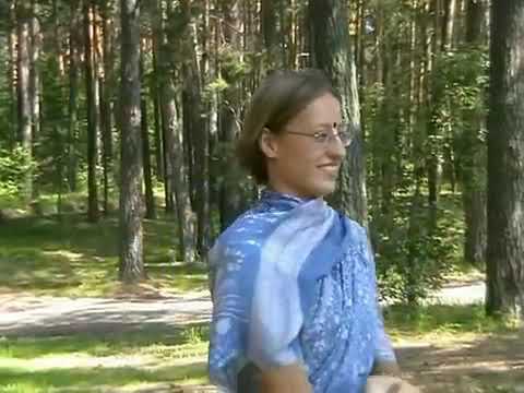 Видео: Как танцевать на харинаме урок. How to dance on harinam for vaishnavs tutorial
