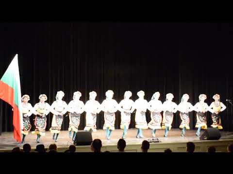 Видео: Средногорска копаница  (Bulgarian folklore dance in Kaszthely, Hungary)