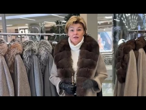 Видео: Супер цена💃ПАЛЬТО ВЫПОЛНЕННОЕ ИЗ ТКАНИ 100% ШЕРСТЬ💃ДЛИНА 120 СМ. 79900 ₽, СЪЕМНОЙ ЧЕРНОБУРОЙ ЛИСЫ. 
