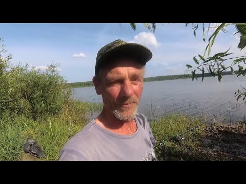 Видео: Уплыл на лодке чтобы половить на фидер. Вилейское водохранилище. Рыбалка в Беларуси.