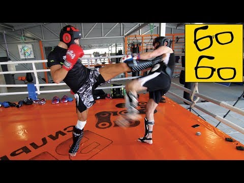 Видео: Виталий Дунец против Грандмастера — избиение в Сочи! Спарринг по тайскому боксу (муай тай)