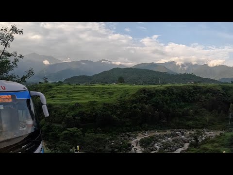 Видео: Парапланерная Столица Индии - Бир Гималаи, Хостел за 350 рупий. Ночной Автобус в Дели, Химачал