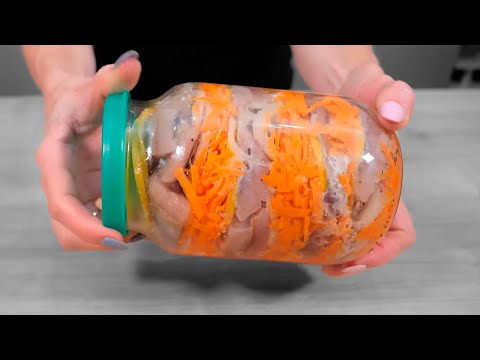 Видео: СВЕКРОВЬ С СЕВЕРА, НАУЧИЛА ТАК СОЛИТЬ СЕЛЁДКУ! Самый  УДАЧНЫЙ Рецепт.