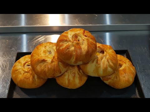 Видео: КУРНИКИ С КУРИЦЕЙ И КАРТОШКОЙ/ТЕСТО ШИКАРНОЕ