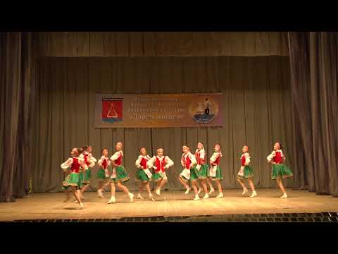 Видео: Хореографический ансамбль "Колибри" -  Белорусский танец Крутуха.