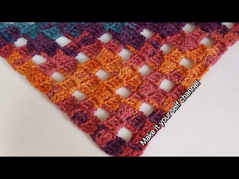 Видео: Как связать новую современную женскую шаль крючком с идеальным дизайном и простую в исполнении для